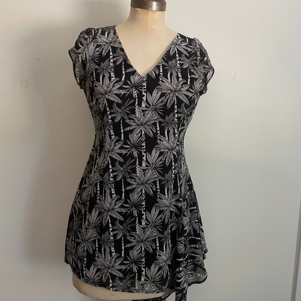 Black & White Palm Print High-Low Dress